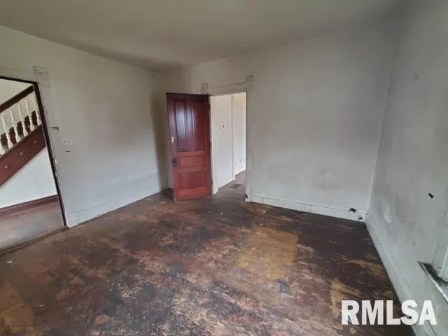 a view of empty room