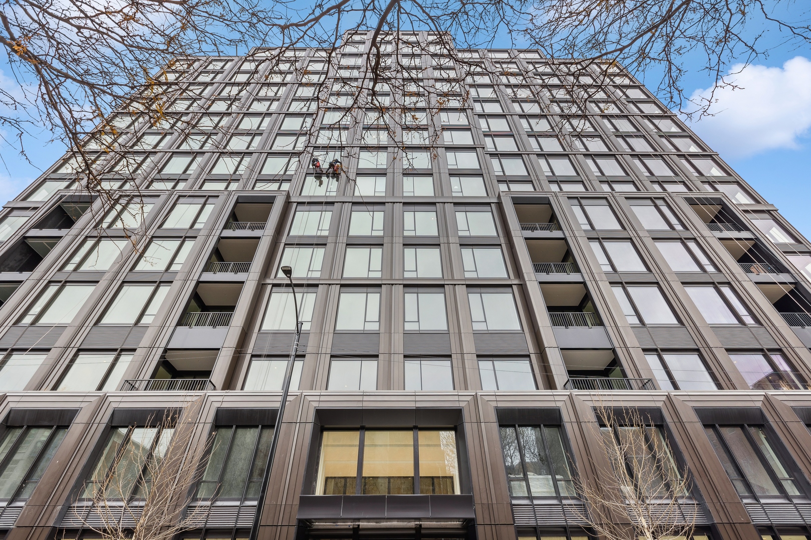 21 North May Street, Unit 602 Chicago, IL 60607 - Photo 2 of 39 a view of a building