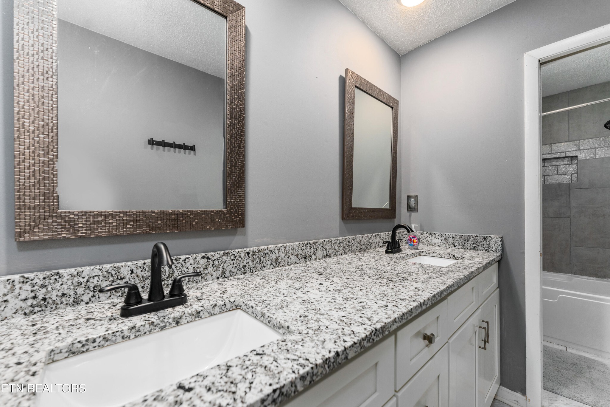 13152 Roberson Spring Road Loudon, TN 37774 - Photo 14 of 31