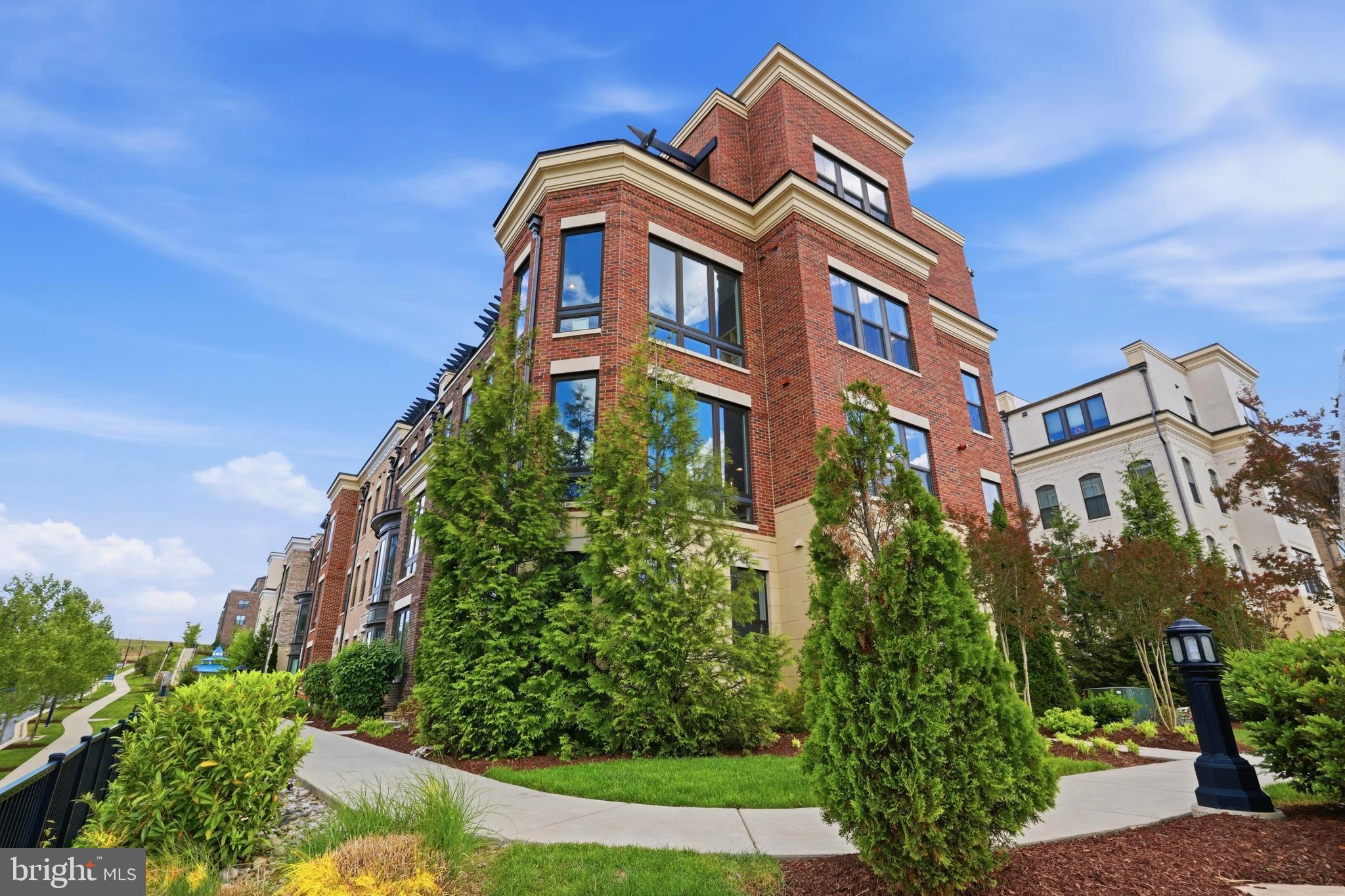 500 Riversail Lane, Unit 438 Oxon Hill, MD 20745 - Photo 5 of 60