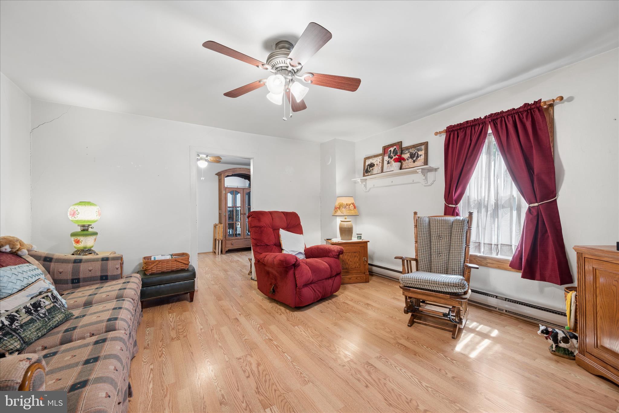 10701 Bennie Duncan Road Walkersville, MD 21793 - Photo 6 of 61 Living Room