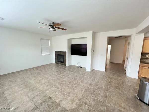 $3,548 | 742 Canary Wharf Drive, Las Vegas, NV 89178