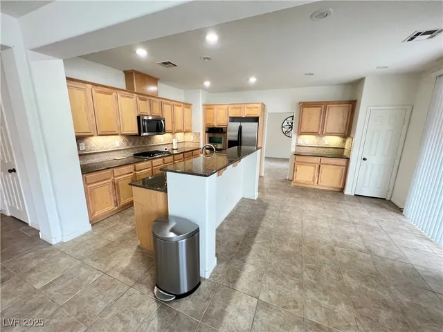 $3,500 | 742 Canary Wharf Drive, Las Vegas, NV 89178