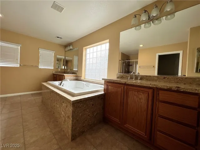 $3,500 | 742 Canary Wharf Drive, Las Vegas, NV 89178