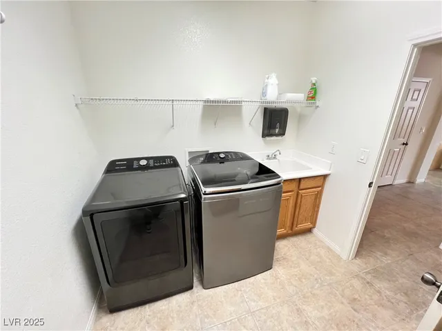 $3,500 | 742 Canary Wharf Drive, Las Vegas, NV 89178