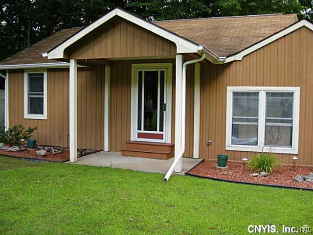 48 Larned Road Schroeppel, NY 13132 - Photo 1 of 1 Exterior Front Main Entry