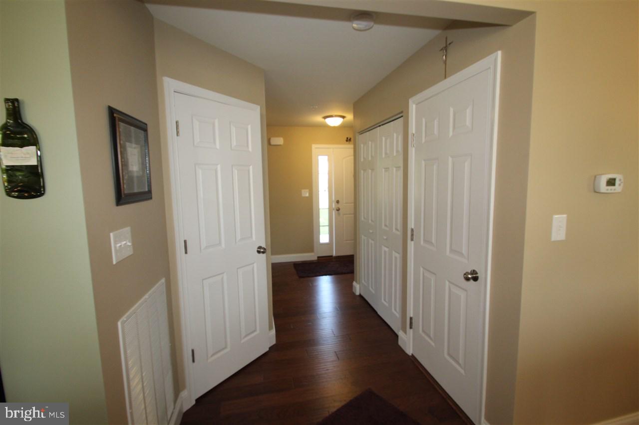 1272 Overlook Road Middletown, PA 17057 - Photo 13 of 20 Gallery Image 13