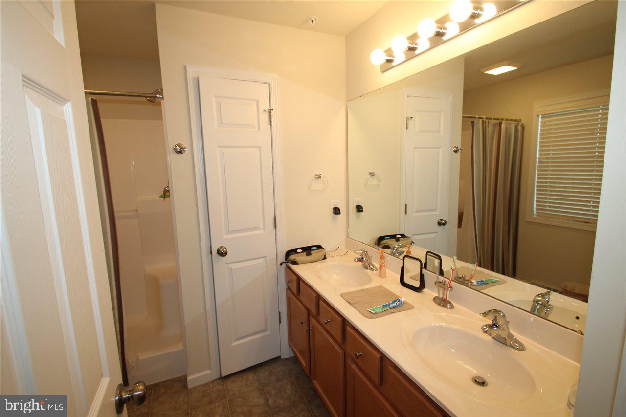 1272 Overlook Road Middletown, PA 17057 - Photo 15 of 20 Gallery Image 15