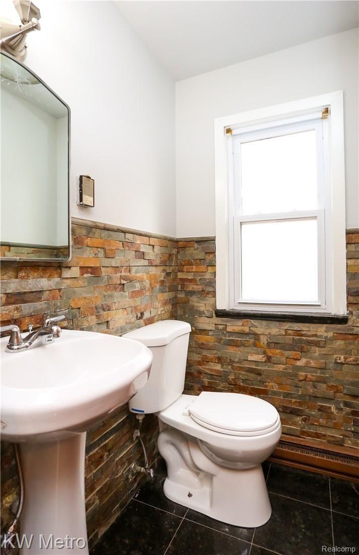 17621 Cornell Road Southfield, MI 48075 - Photo 24 of 29 Cornell-24.jpg
