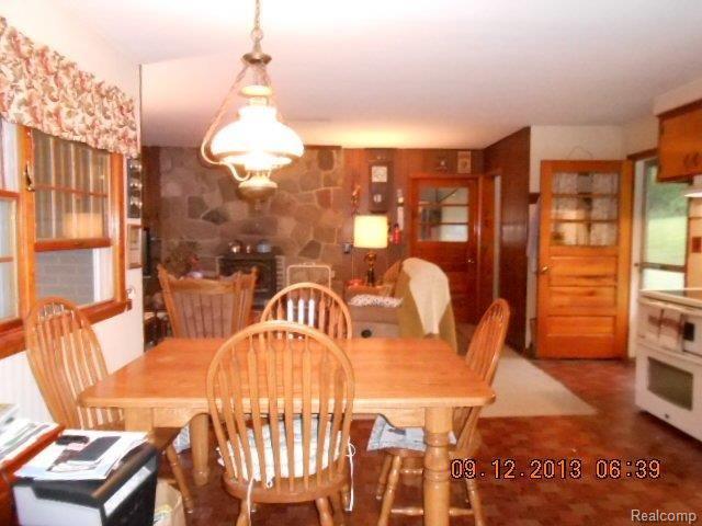 717 Letts Road Oakland, MI 48363 - Photo 12 of 19 kitchen