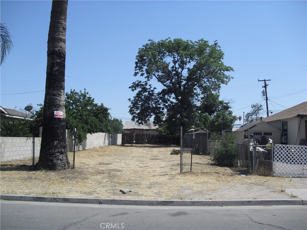 225 East 5th Street Bakersfield, CA 93307 - Photo 7 of 10 a view of street with a house