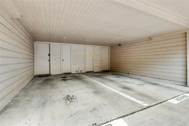 $189,900 | 5626 Preston Oaks Road, Unit 31B, Dallas, TX 75254