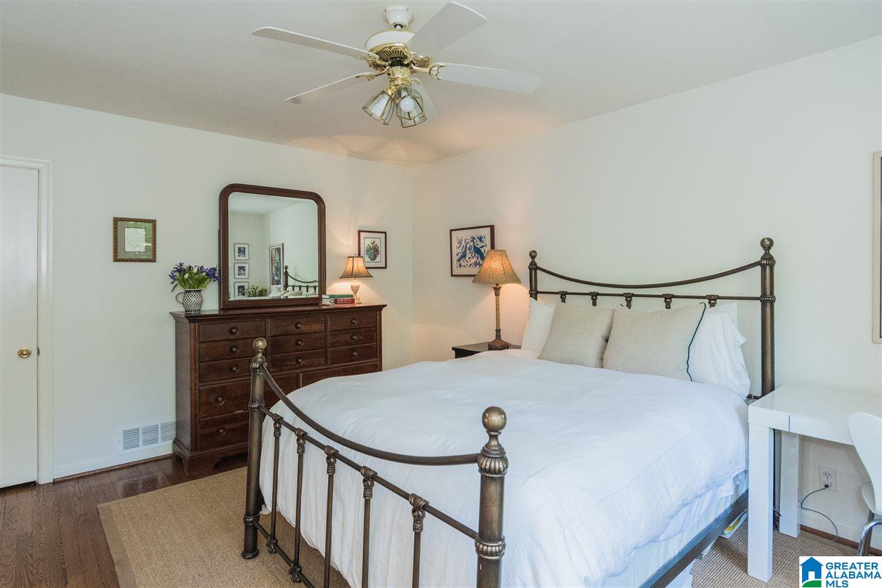 703 Belmont Road Birmingham, AL 35209 - Photo 20 of 34