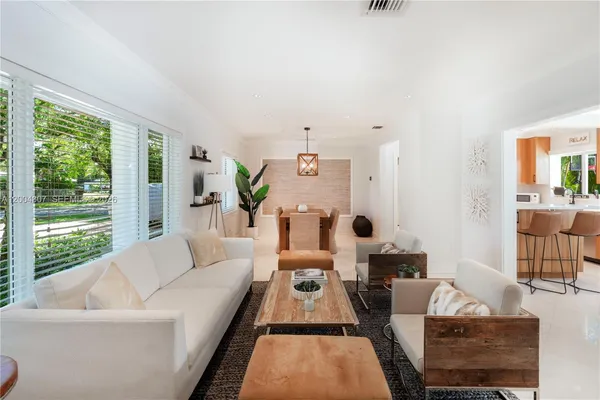 $15,000 | 1029 Mariposa Avenue, Coral Gables, FL 33146