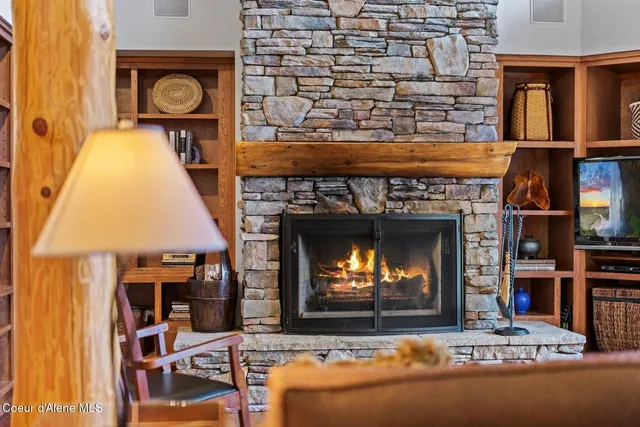 $4,100,000 | 470 Rough Road, Unit PARCEL 1 & 2), Sagle, ID 83860