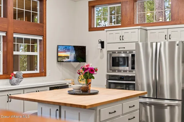 $4,100,000 | 470 Rough Road, Unit PARCEL 1 & 2), Sagle, ID 83860