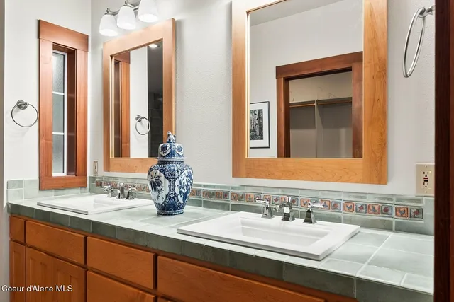 $4,100,000 | 470 Rough Road, Unit PARCEL 1 & 2), Sagle, ID 83860