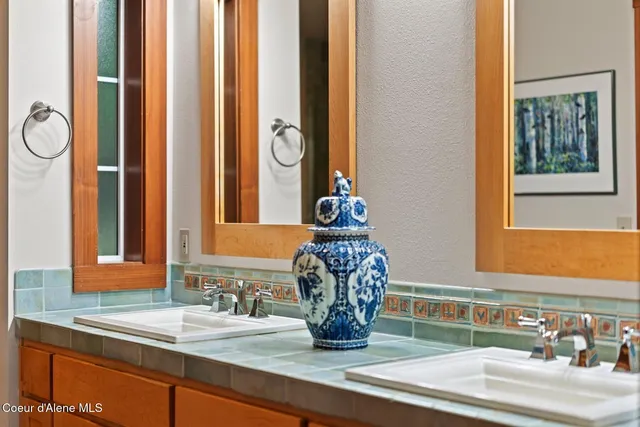 $4,100,000 | 470 Rough Road, Unit PARCEL 1 & 2), Sagle, ID 83860