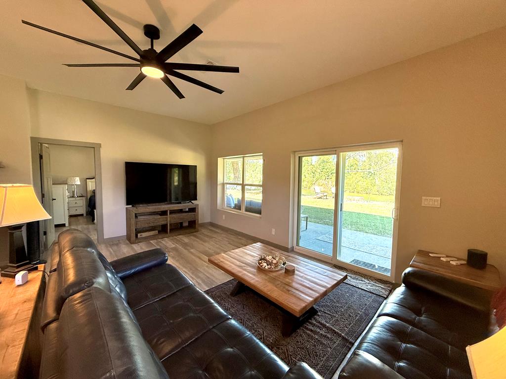 318 Jowers Road Gordon, AL 36343 - Photo 7 of 22