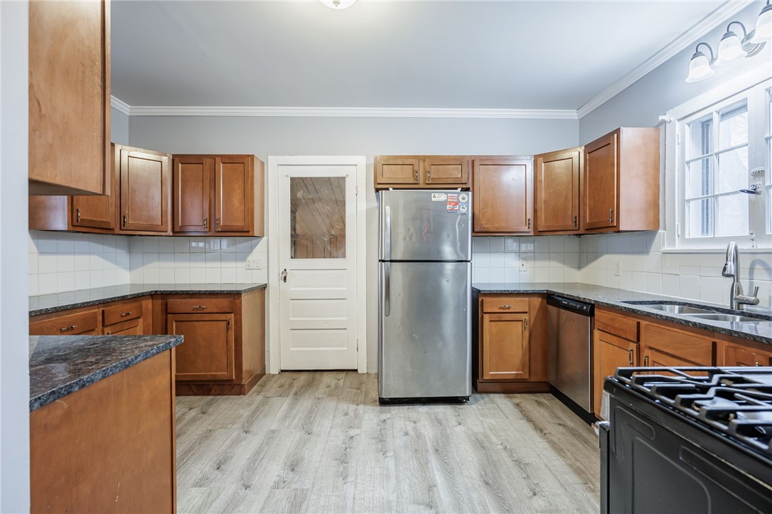 78 Boardman Street Rochester, NY 14607 - Photo 20 of 39