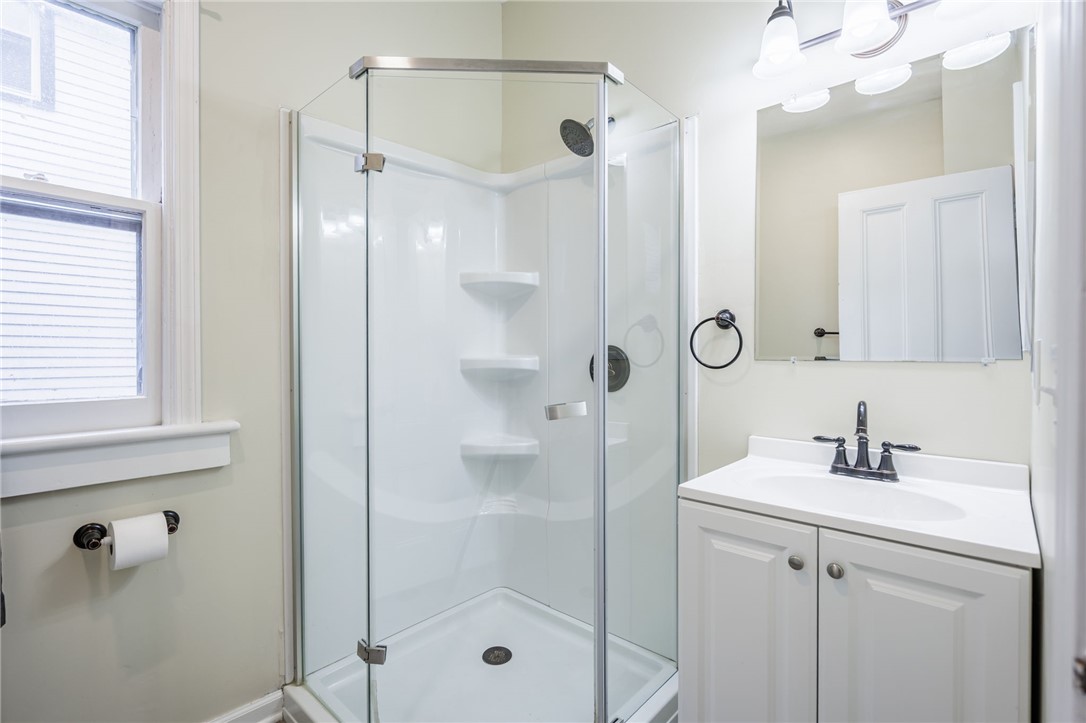 78 Boardman Street Rochester, NY 14607 - Photo 23 of 39