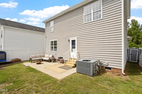 $325,000 | 313 Pittsboro Street, Fuquay-Varina, NC 27526