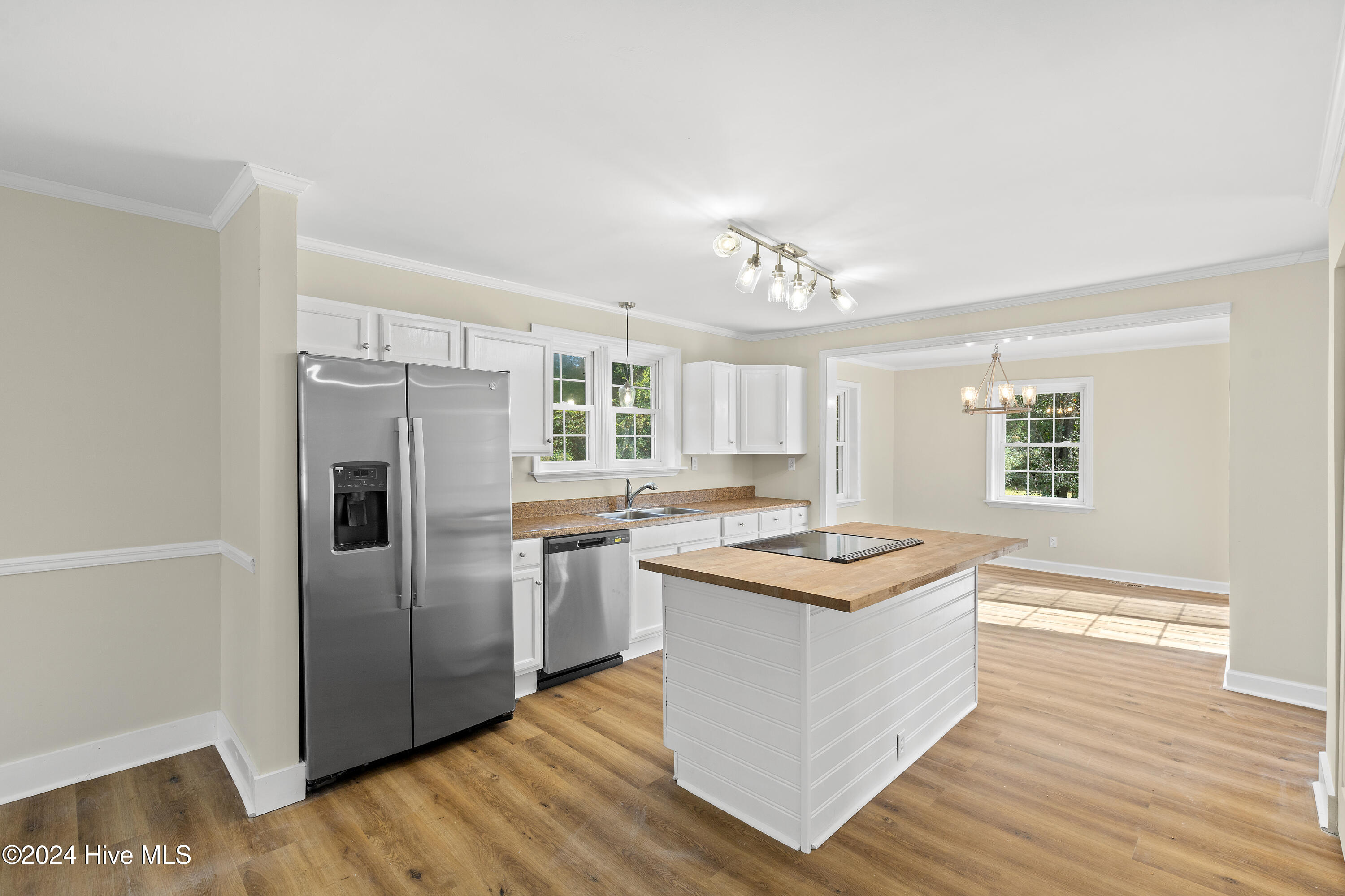 178 Barbee Road Richlands, NC 28574 - Photo 12 of 36 Kitchen