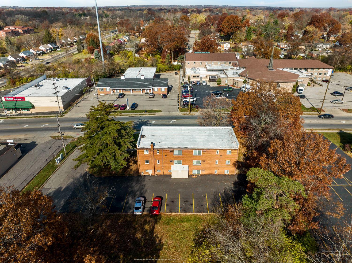 1165 West Galbraith Road Cincinnati, OH 45231 - Photo 31 of 39 Gallery Image 31
