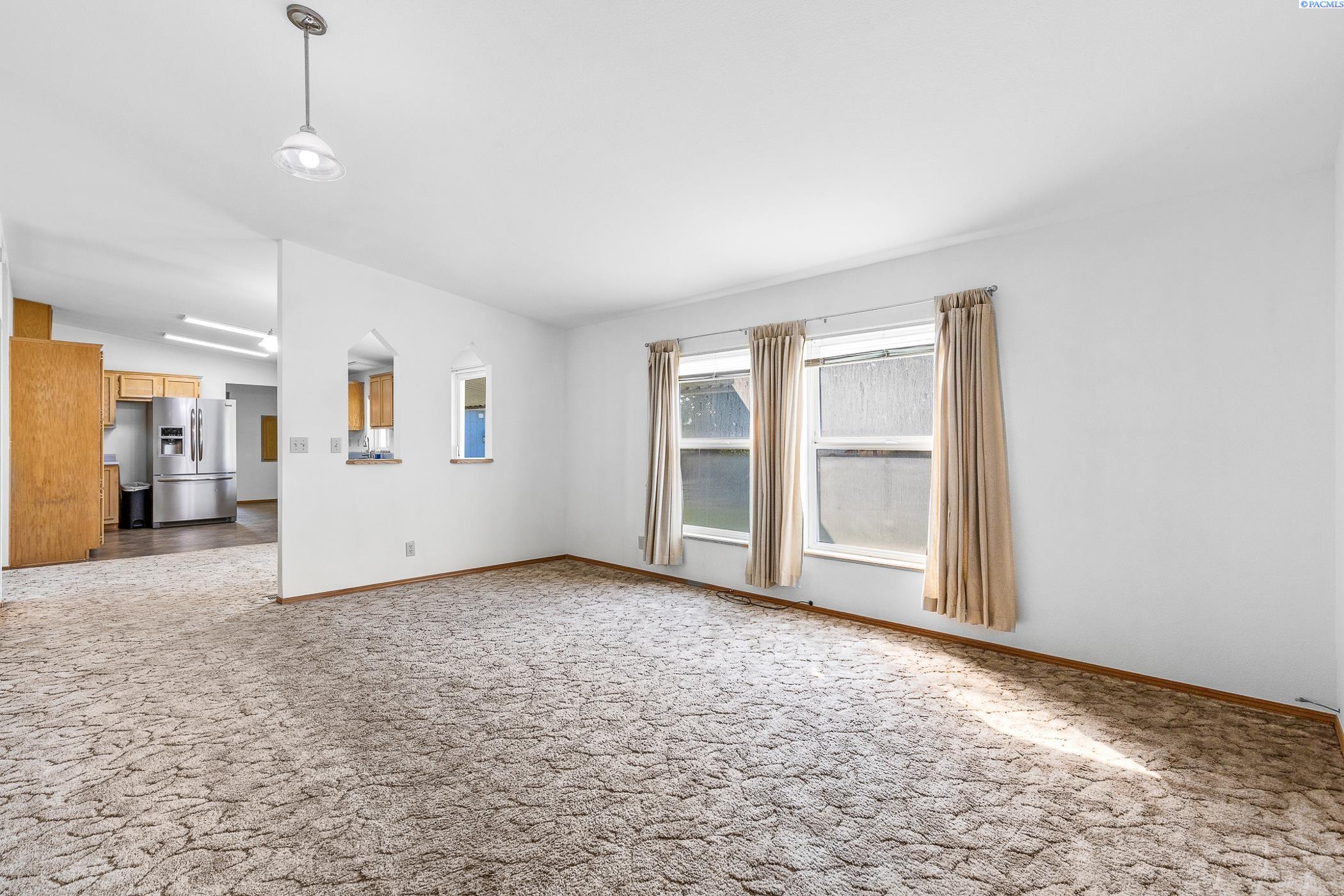 2012 South Steele Road Prosser, WA 99350 - Photo 33 of 47 Gallery Image 33