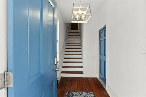 $2,600 | 819 North Robertson Street, New Orleans, LA 70116