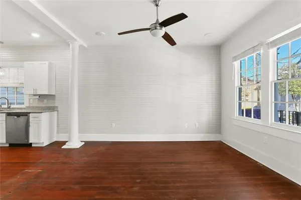 $2,600 | 819 North Robertson Street, New Orleans, LA 70116
