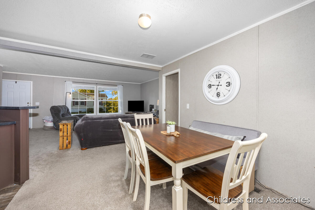 360 East Tuttle Road, Unit 6 Ionia, MI 48846 - Photo 7 of 23 IMG_1006
