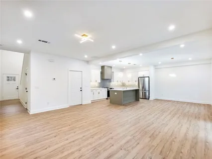 $379,900 | 2600 Winding Lake Trail Northeast, Conyers, GA 30012