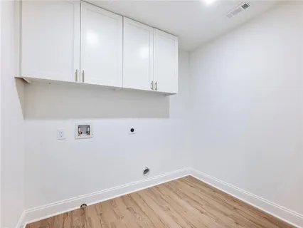 $379,900 | 2600 Winding Lake Trail Northeast, Conyers, GA 30012