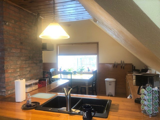 520 West Avenue, Unit 3 Pawtucket, RI 02860 - Photo 2 of 20