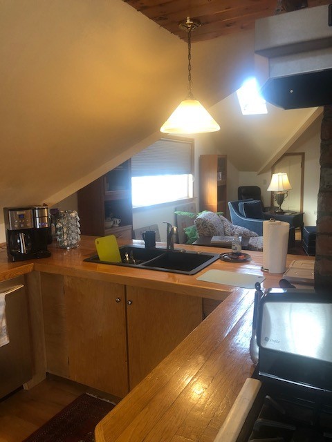 520 West Avenue, Unit 3 Pawtucket, RI 02860 - Photo 4 of 20