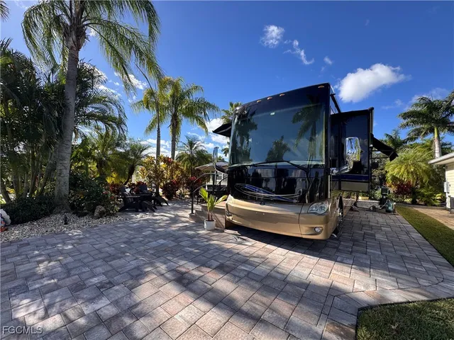 $160,000 | Lot 314-3129 East Riverbend Resort Boulevard, LaBelle, FL 33935