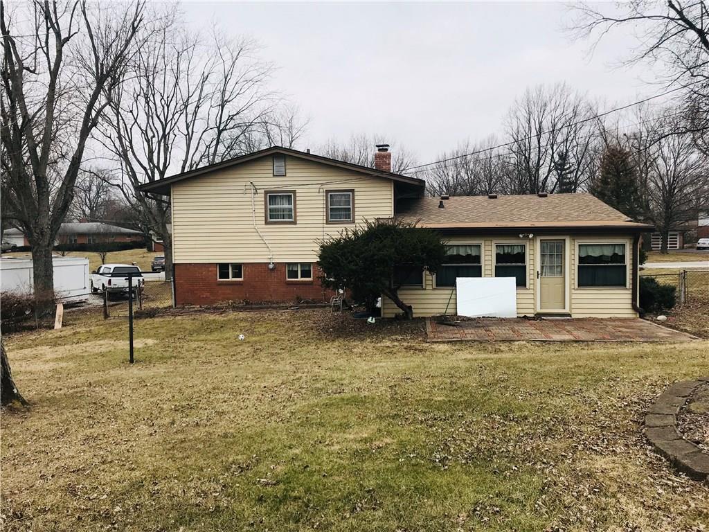 2153 Woodcrest Road Indianapolis, IN 46227 - Photo 3 of 16 Gallery Image 3