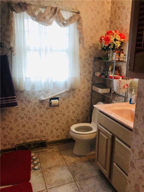 2153 Woodcrest Road Indianapolis, IN 46227 - Photo 7 of 16 Gallery Image 7