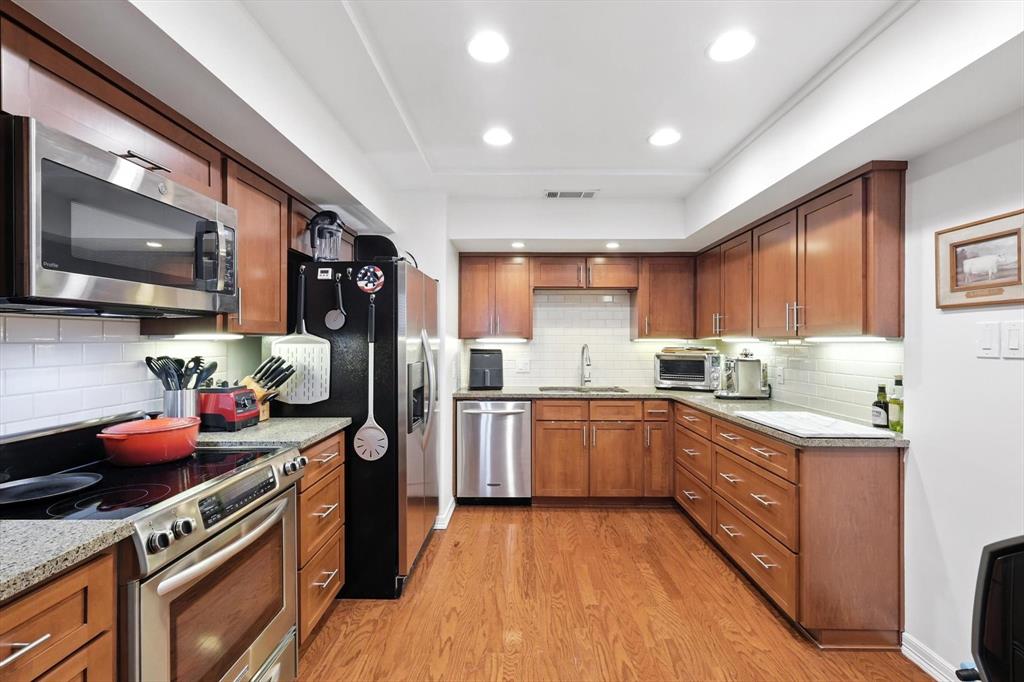 5200 Keller Springs Road, Unit 1322 Dallas, TX 75248 - Photo 10 of 30