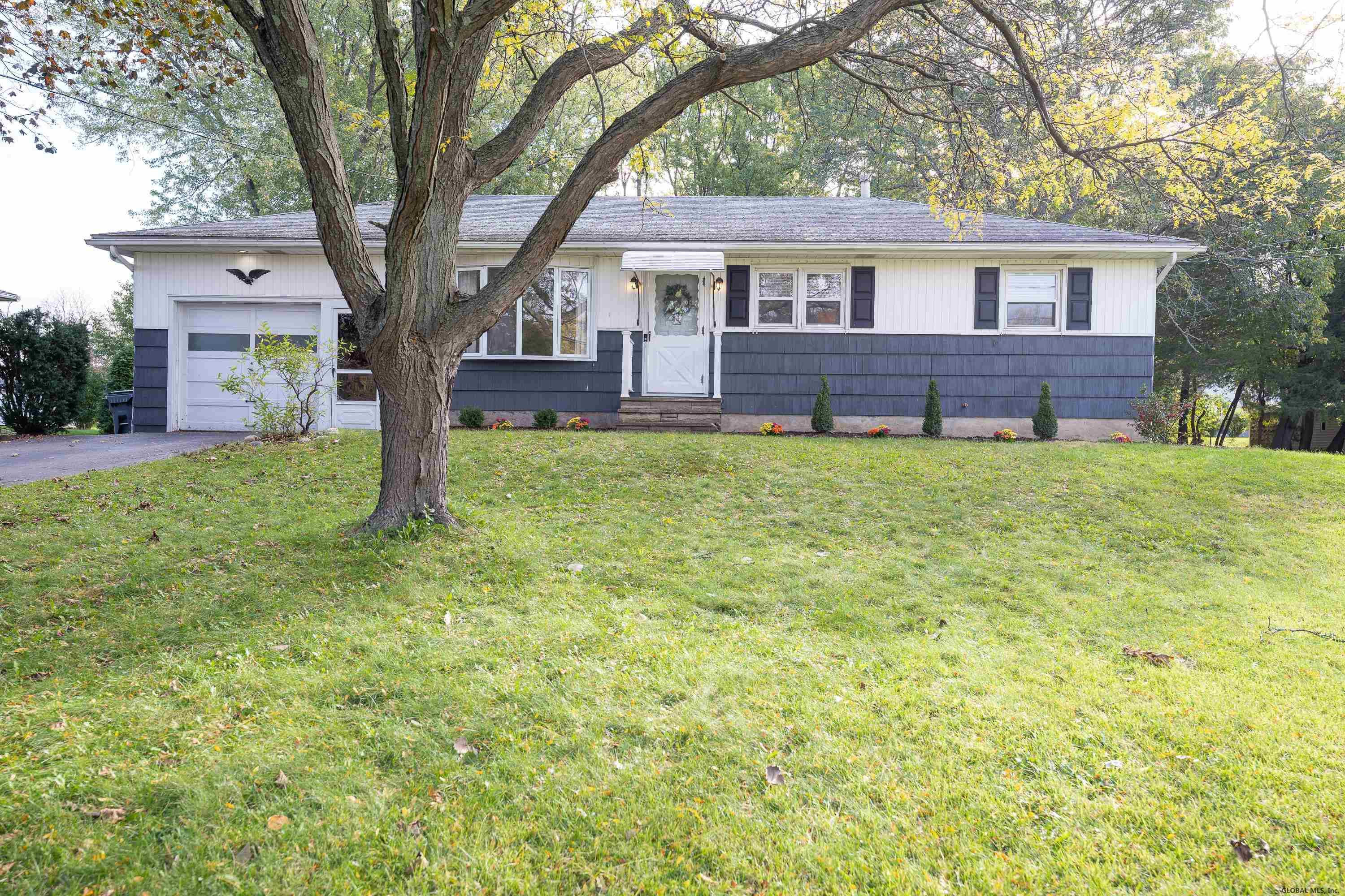 5 Weed Road Colonie, NY 12110 - Photo 1 of 25 Photo 1