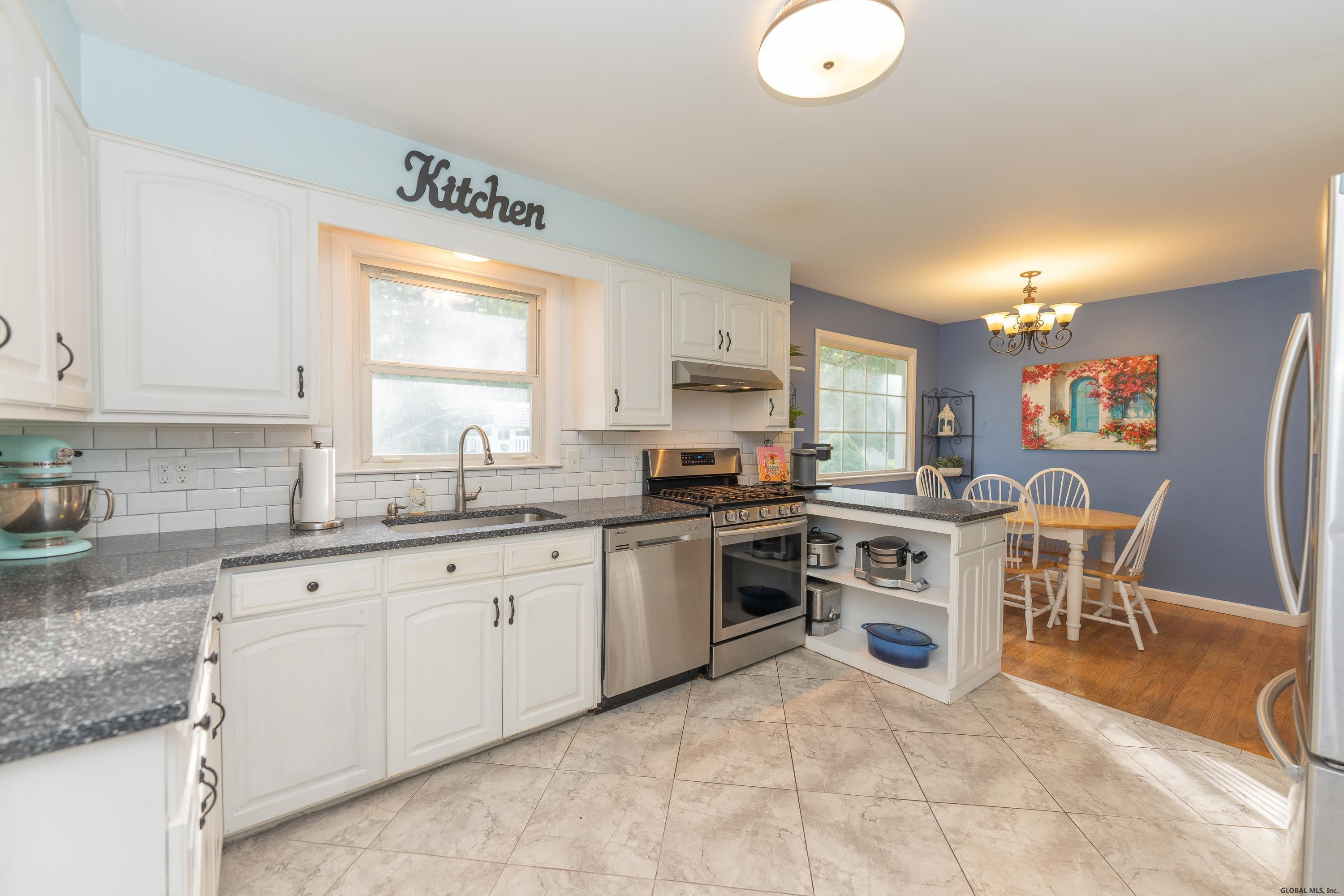 5 Weed Road Colonie, NY 12110 - Photo 9 of 25 Photo 9