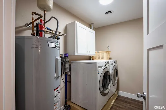 $336,900 | 1205 Wildflower Lane, Herrin, IL 62948