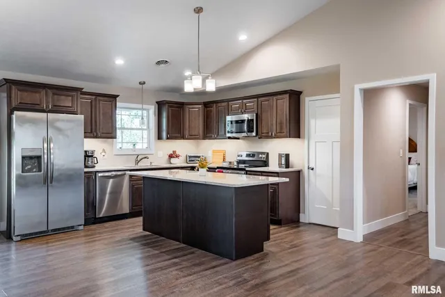 $336,900 | 1205 Wildflower Lane, Herrin, IL 62948