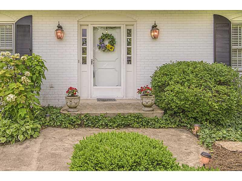 7106 Larkshall Road Indianapolis, IN 46250 - Photo 2 of 24 Gallery Image 2