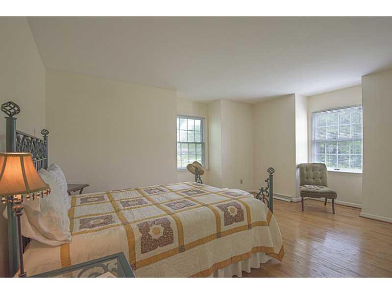 7106 Larkshall Road Indianapolis, IN 46250 - Photo 15 of 24 Gallery Image 15