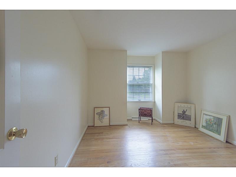 7106 Larkshall Road Indianapolis, IN 46250 - Photo 17 of 24 Gallery Image 17