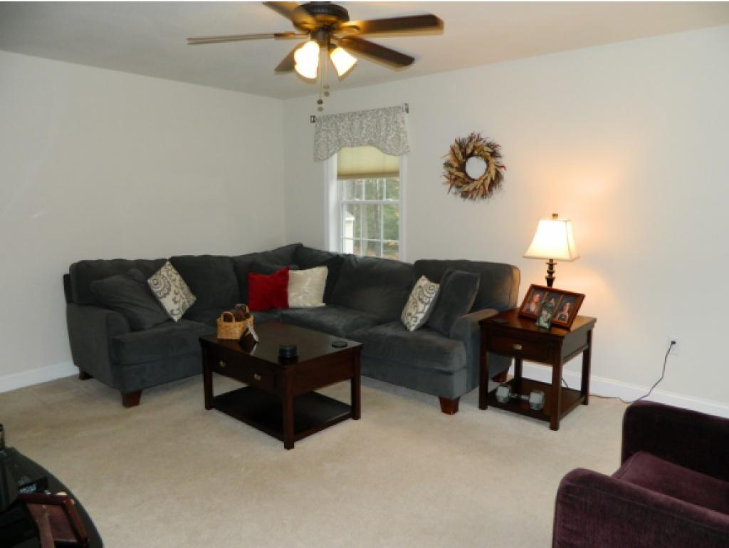 378 Fremont Road Chester, NH 03036 - Photo 5 of 28