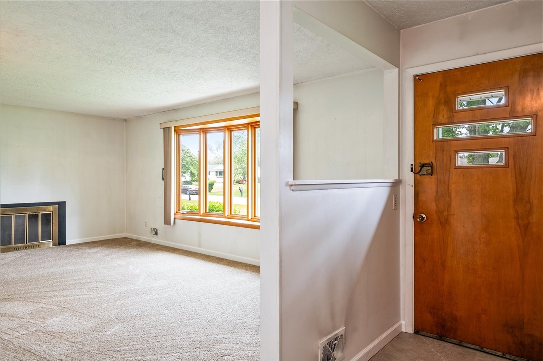 176 Wildbriar Road Rochester, NY 14623 - Photo 19 of 45