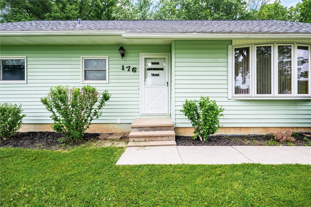 176 Wildbriar Road Rochester, NY 14623 - Photo 2 of 45